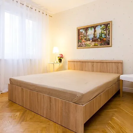 Molnar Nezavisimosti 147/2 * Мінськ